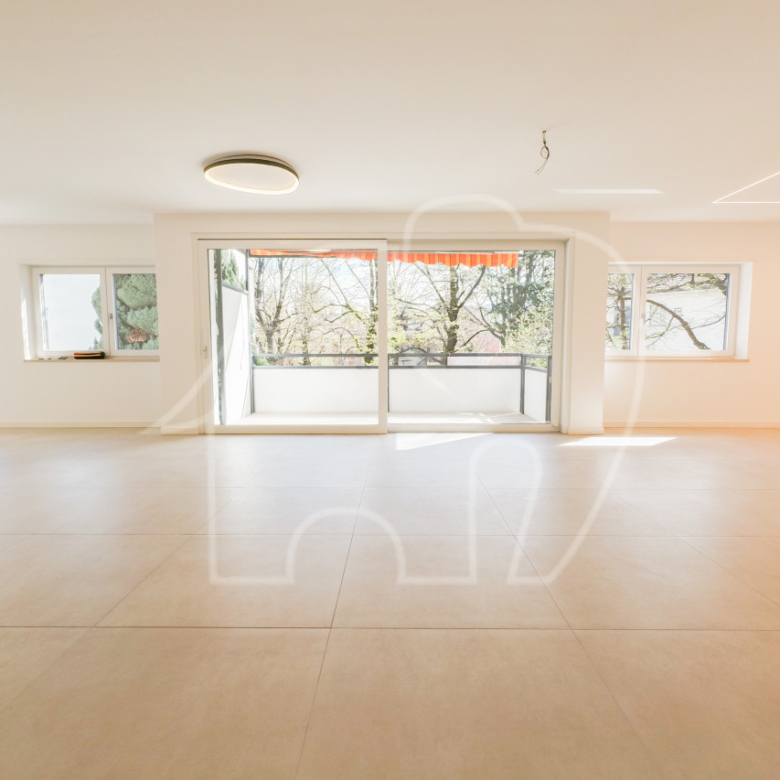 Licht und Exklusivität: Vierzimmerwohnung im Herzen des Musikviertels
