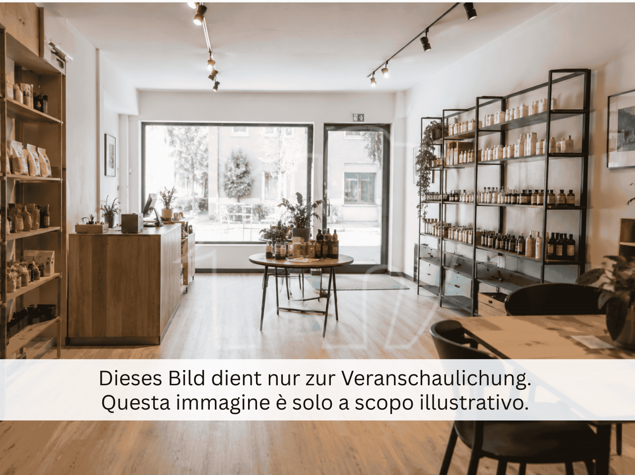 Neumarkt: Geschäftslokal zu vermieten