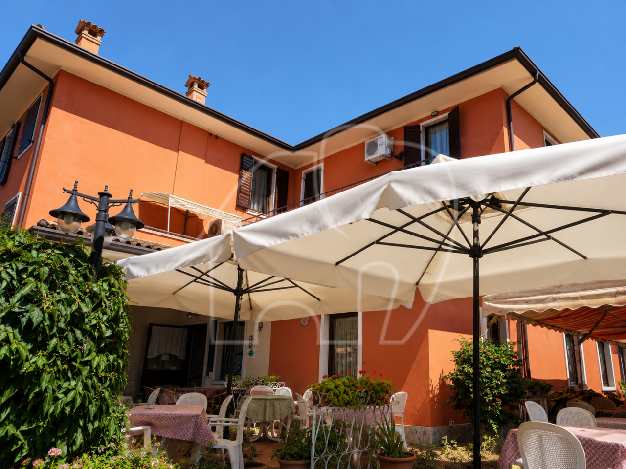 005__g13 Caprino Veronese: Unterkunfts-/Wohnanlage