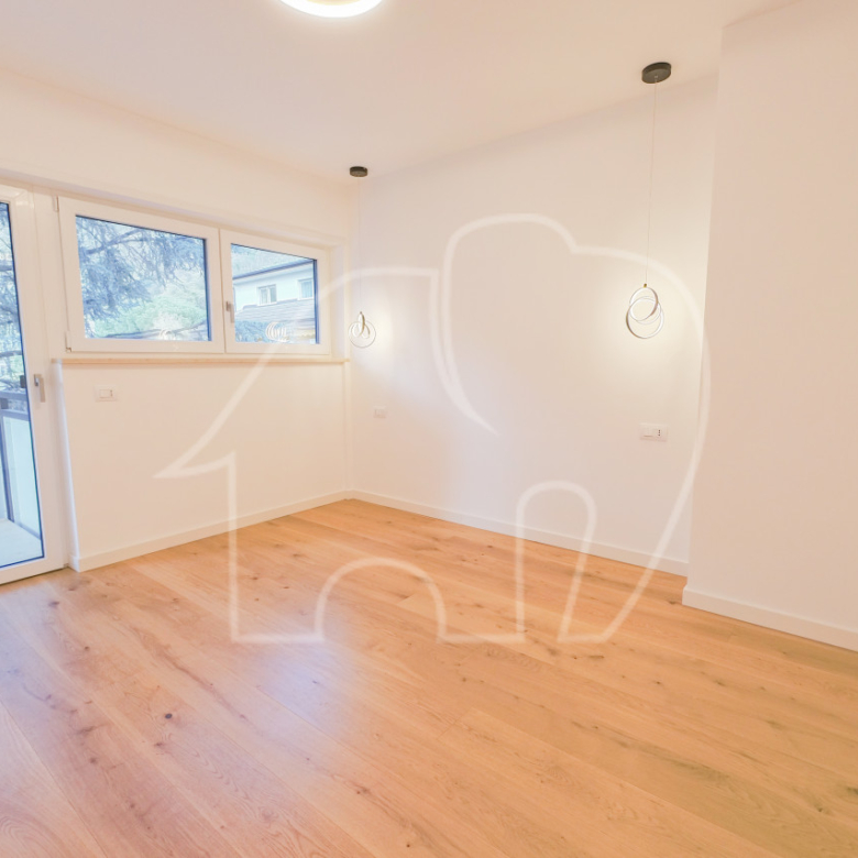 Licht und Exklusivität: Vierzimmerwohnung im Herzen des Musikviertels