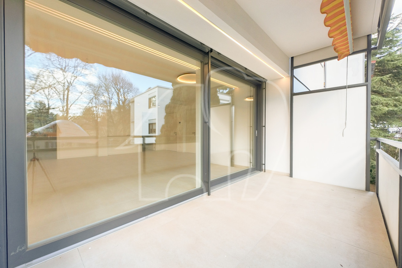 011__Balkon-balcone Licht und Exklusivität: Vierzimmerwohnung im Herzen des Musikviertels