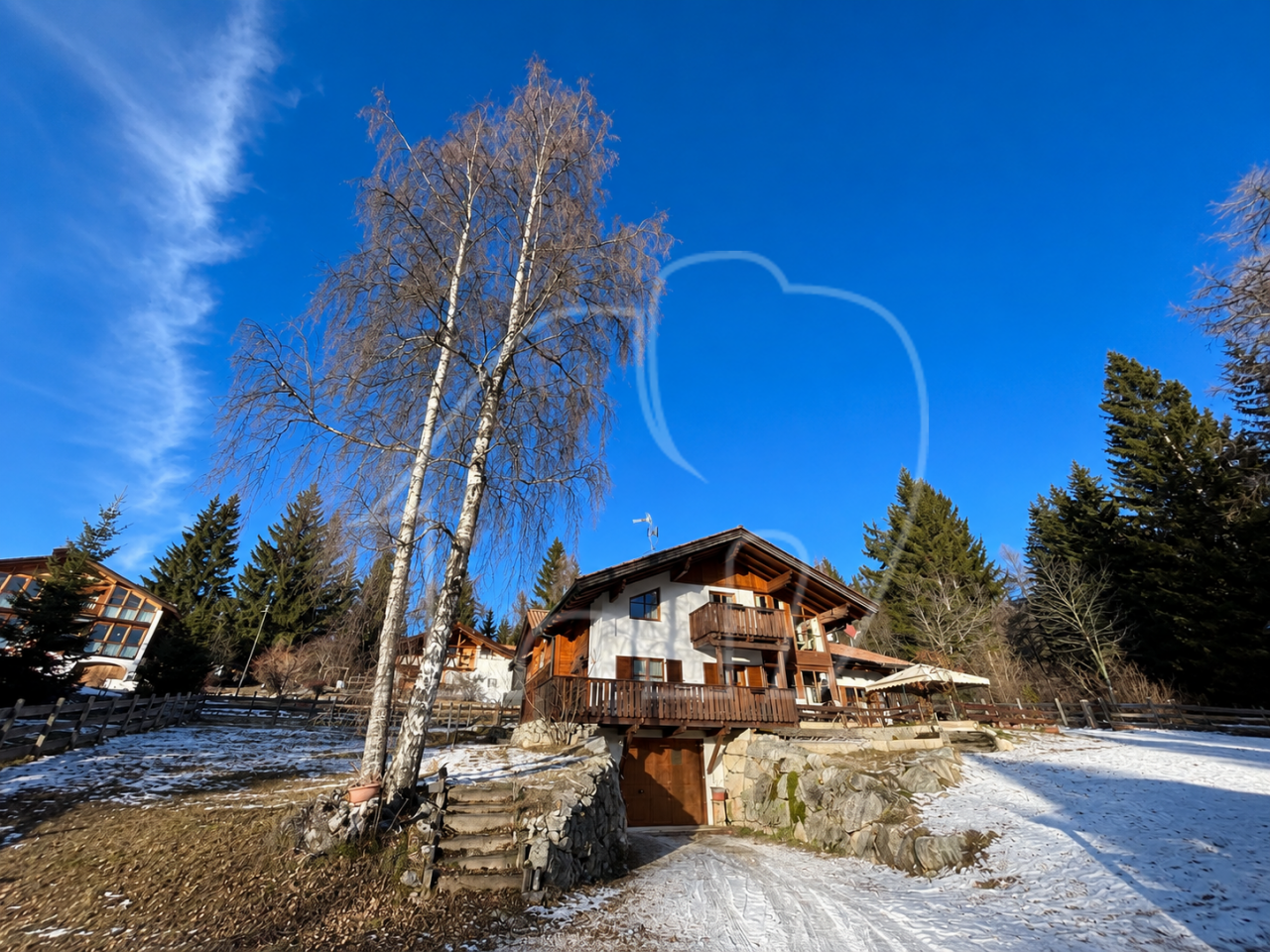 Alleinstehendes Haus