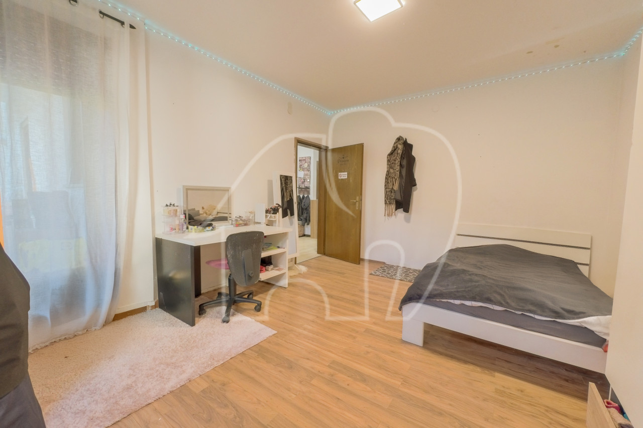 003__v9 4-Zimmerwohnung mit riesigen Garten und Keller