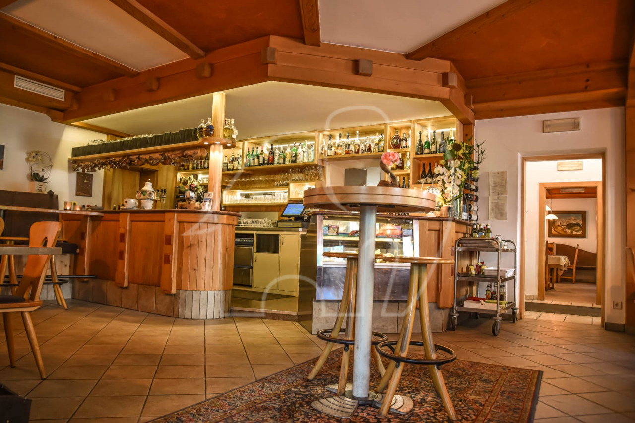 003__z4 Gasthaus mit 7 Gastzimmer und Privatwohnung