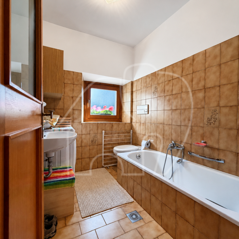 Duplex con ampia cantina