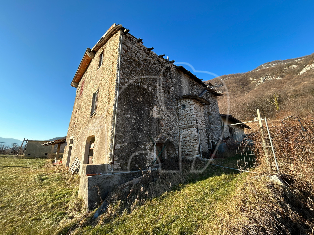 Villa d’epoca con Vigneto e Bosco