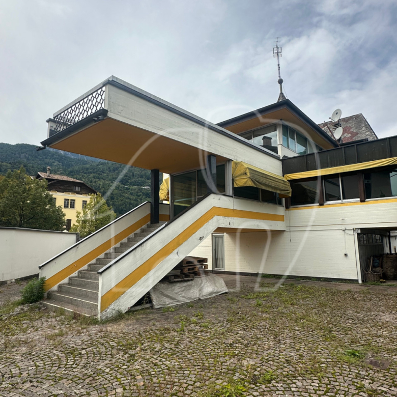 Pergine, S. Cristoforo: Villa da ristrutturare