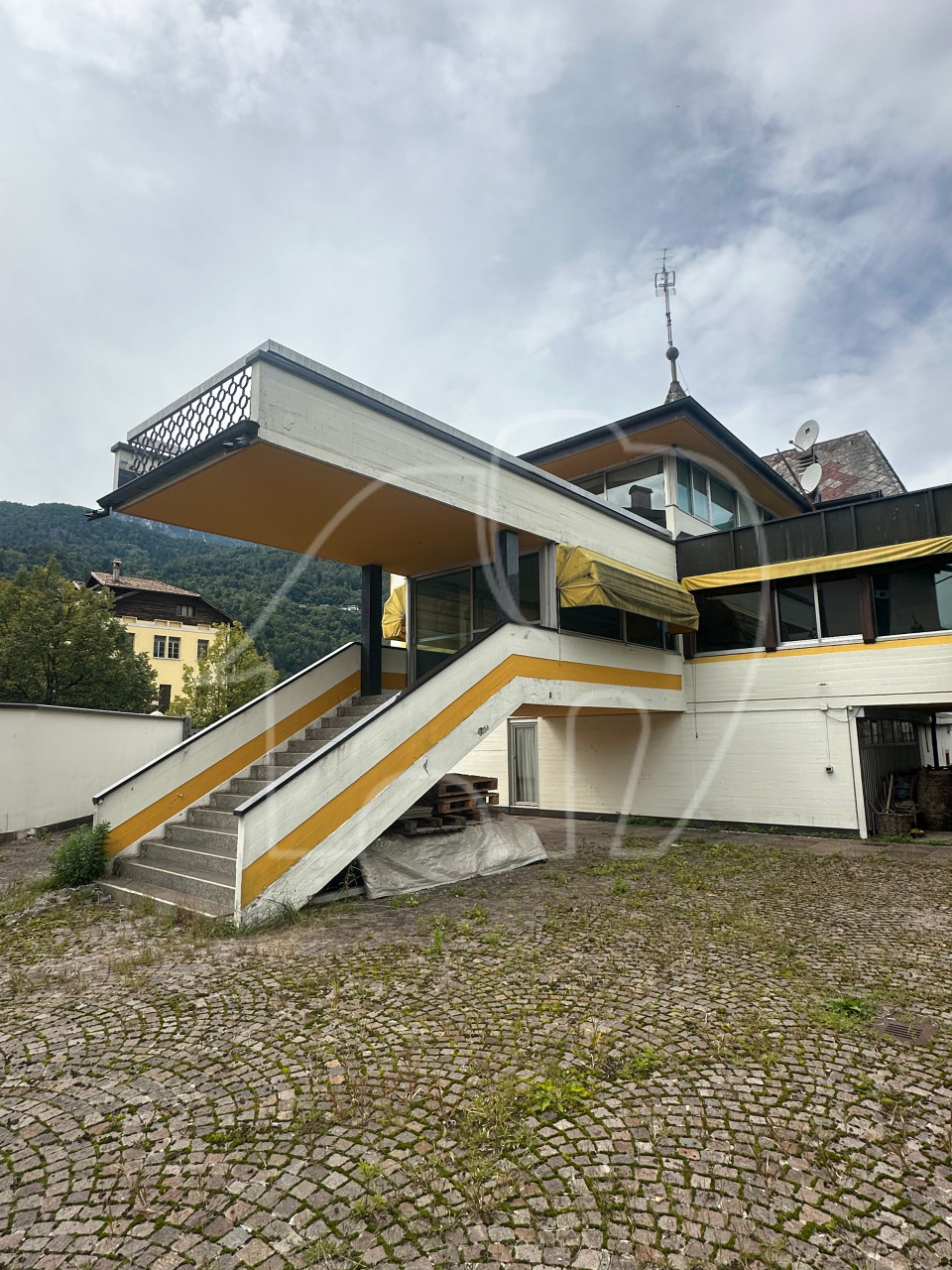 Pergine, S. Cristoforo: Villa da ristrutturare