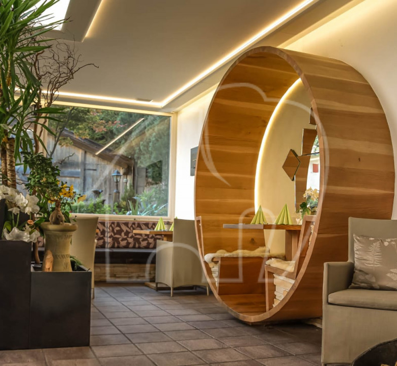 Gasthaus mit 7 Gastzimmer und Privatwohnung