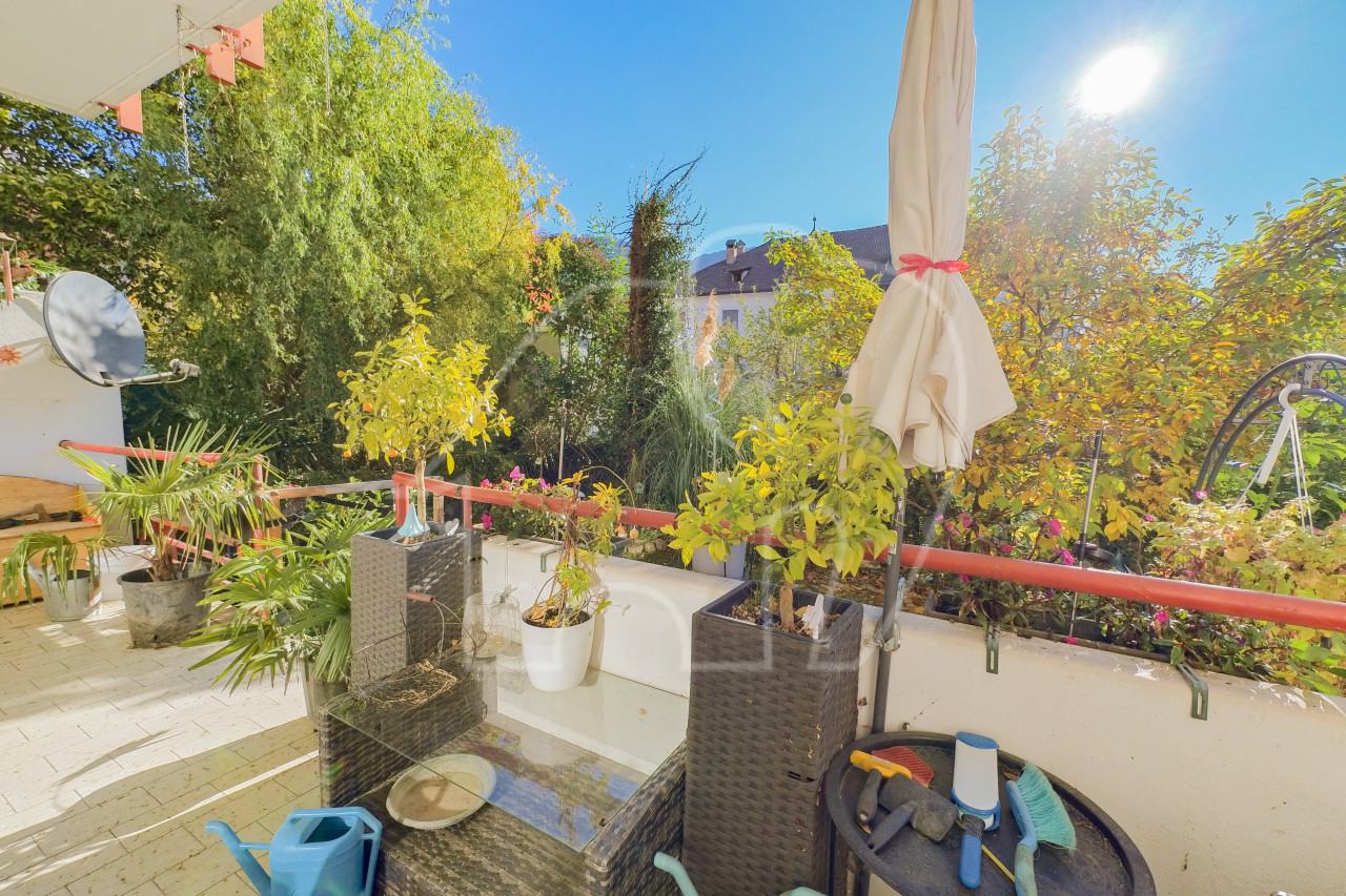 008__v4 4-Zimmerwohnung mit riesigen Garten und Keller