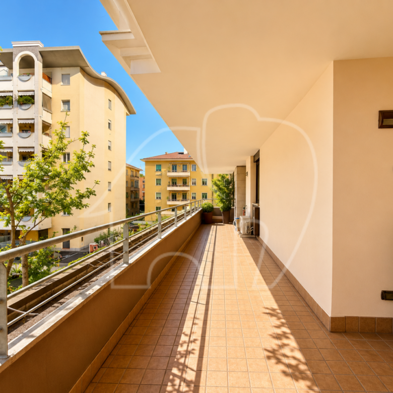 Helle 3-Zimmerwohnung mit großer Terrasse, Garage und Keller