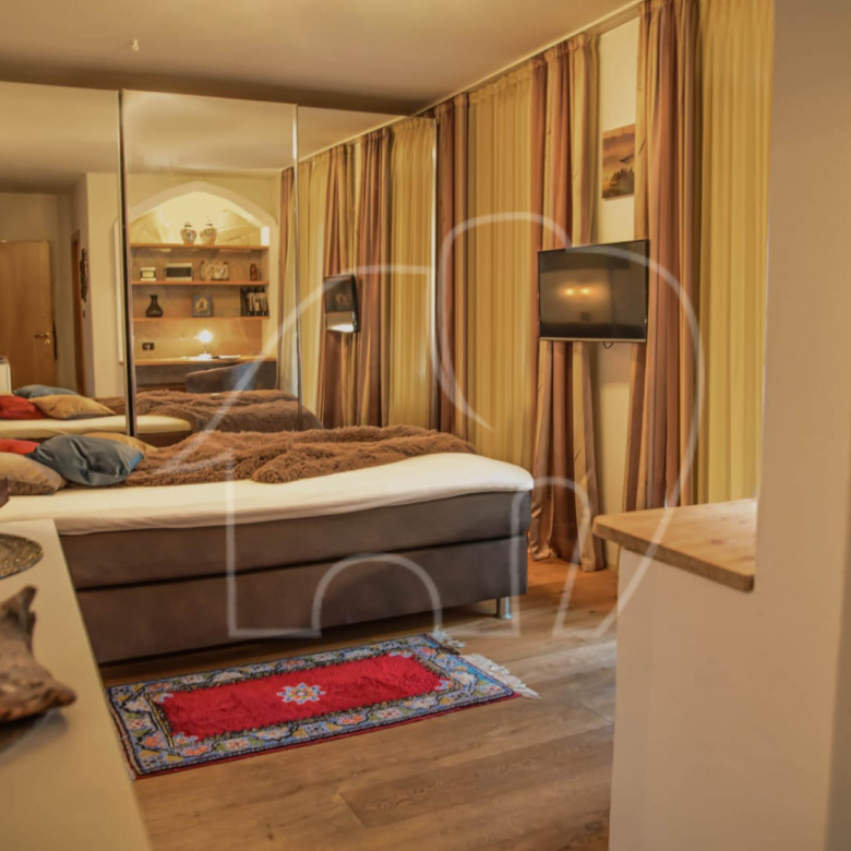 Gasthaus mit 7 Gastzimmer und Privatwohnung