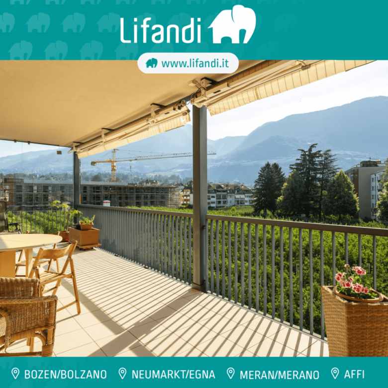 Merano – Trilocale all’ultimo piano con ampi spazi esterni