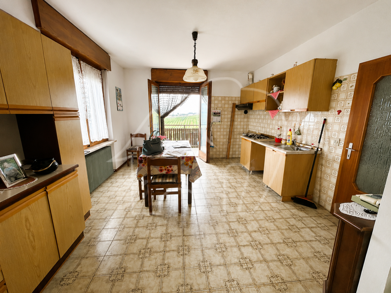 001__n1 Alleinstehendes Haus mit Grundstück