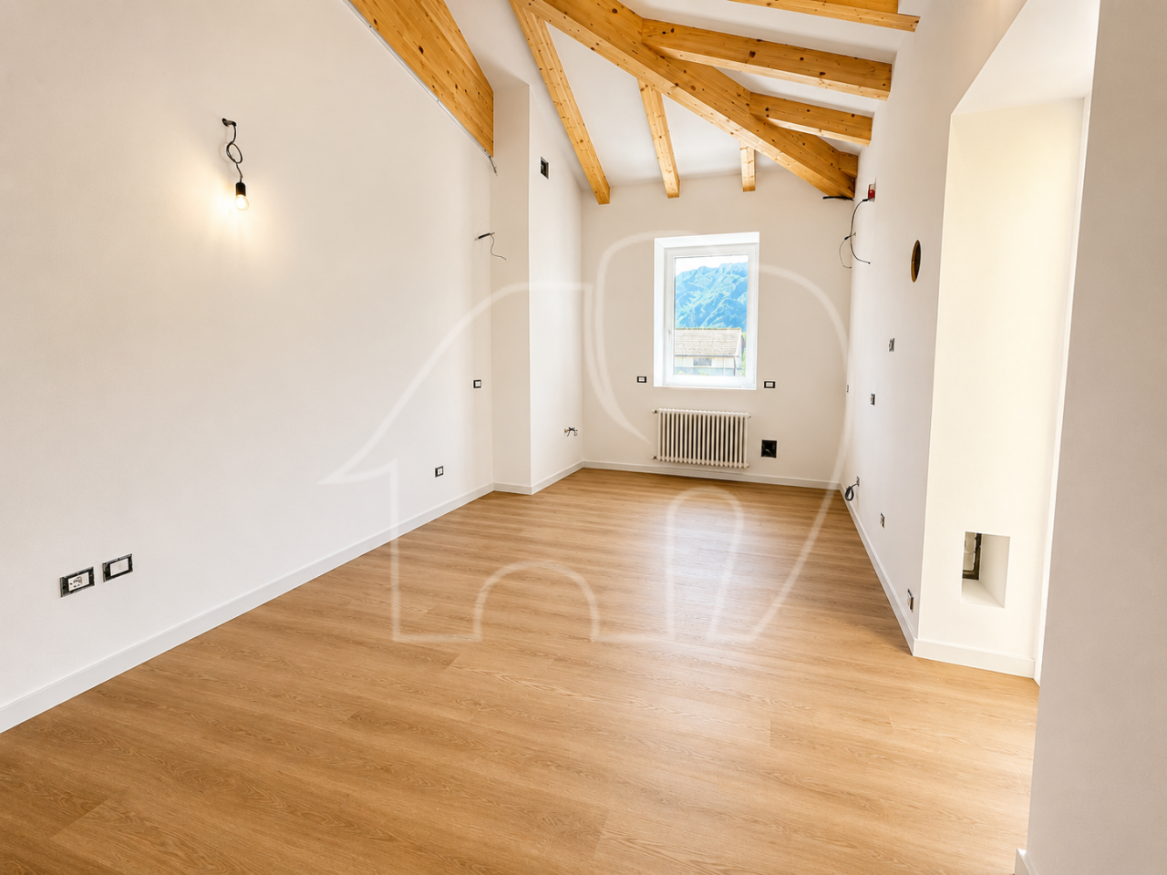 001__n5__1 Attico ristrutturato