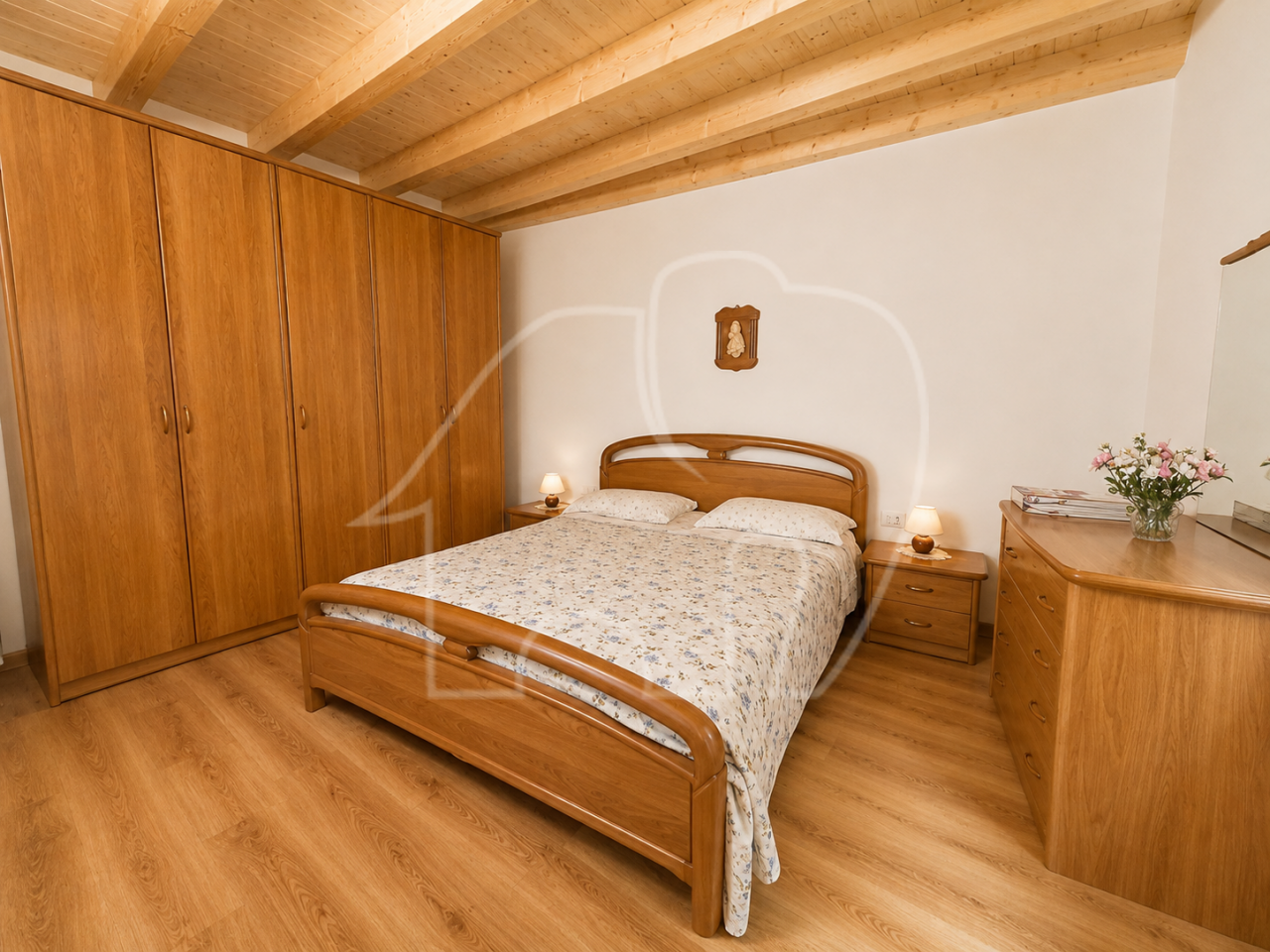 001__n6 Bilocale con soffitta