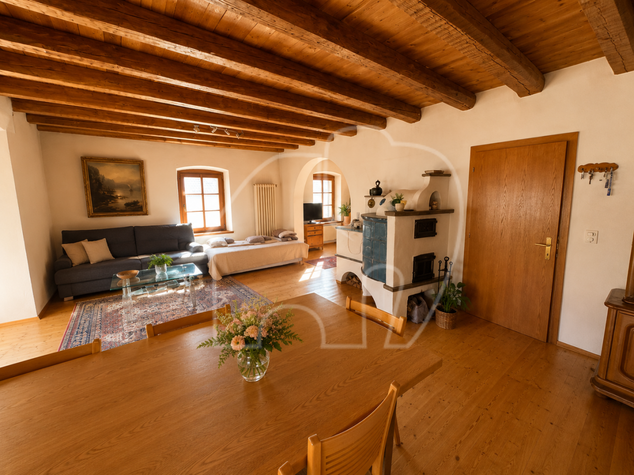 Trilocale con terrazza e balcone