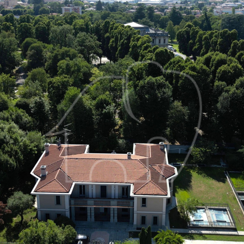 Prestigiosa residenza nel cuore della Franciacorta