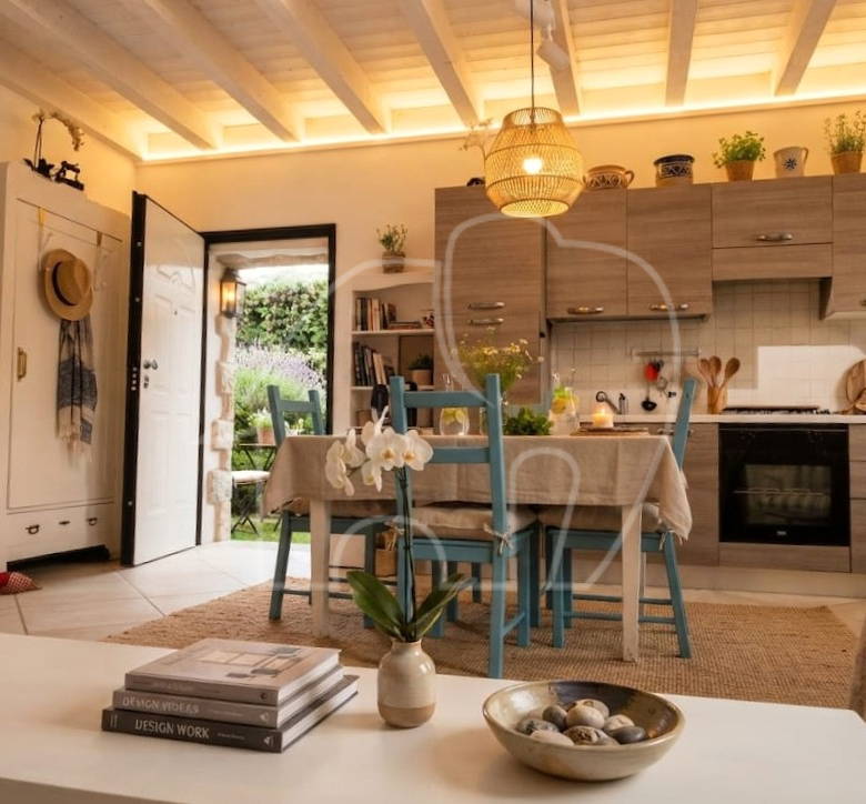 Ampio appartamento bilocale con vista lago e piscina