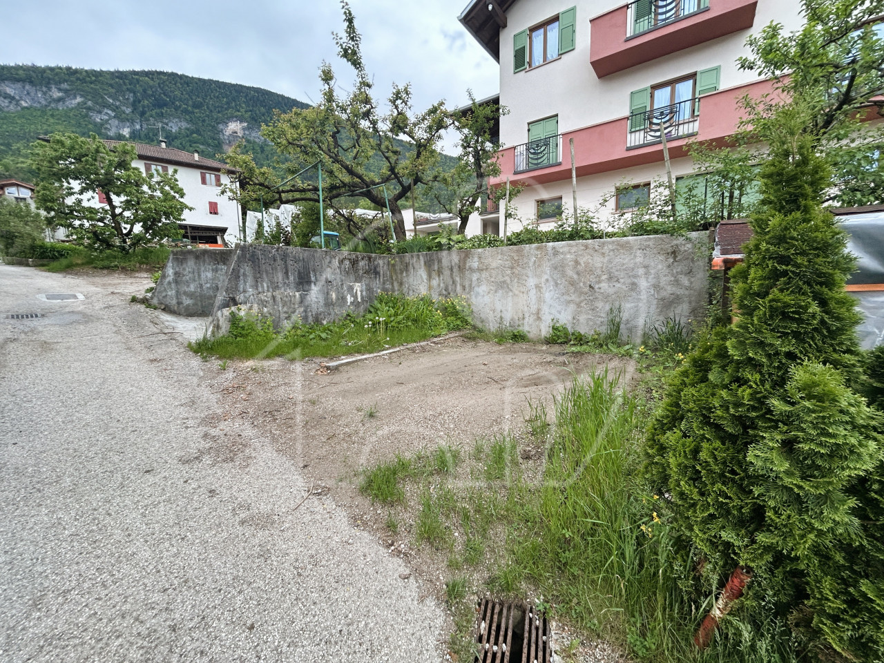005__n3 Contà–Terres: Reihenhaus zu renovieren
