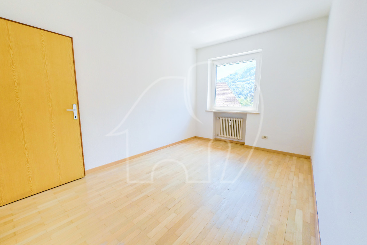 006__v6 Casa soleggiata a Lana: 78 m² con due balconi e vista aperta sulla Val d’Adige
