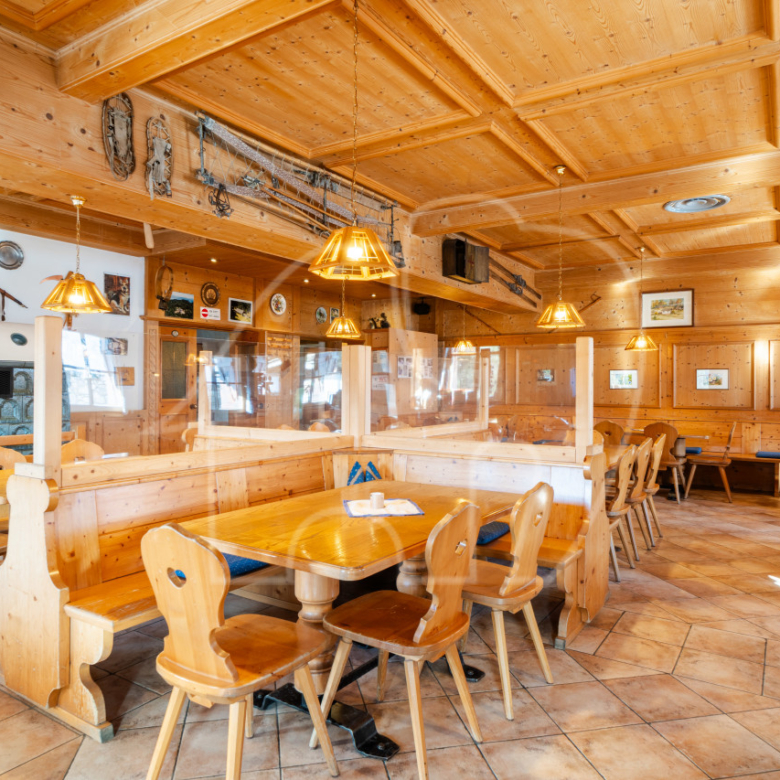 Halbweghütte
