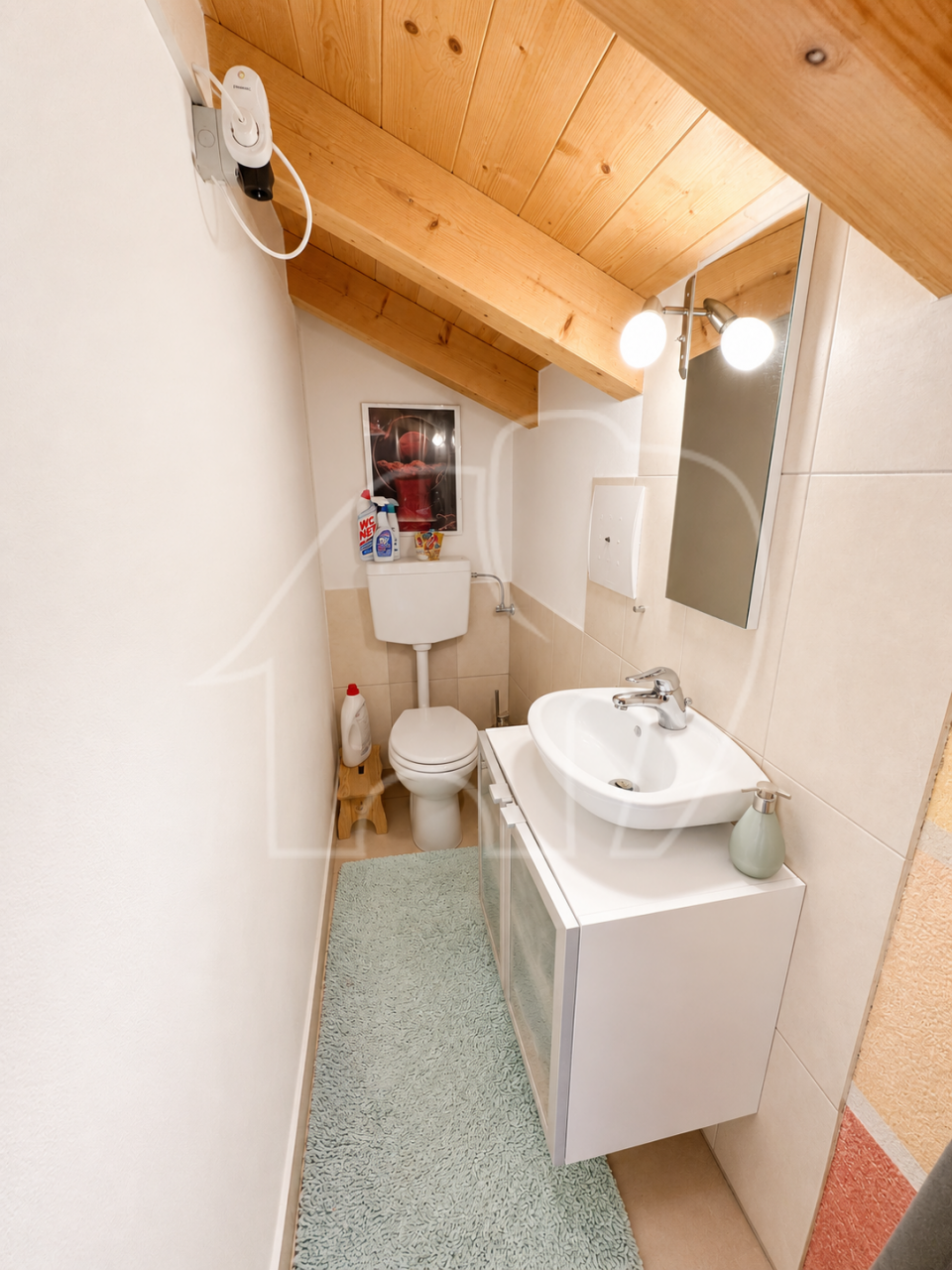 Caldaro – Ampio trilocale con terrazza e garage