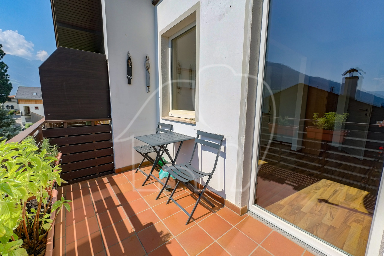 Parcines – Bilocale con garage