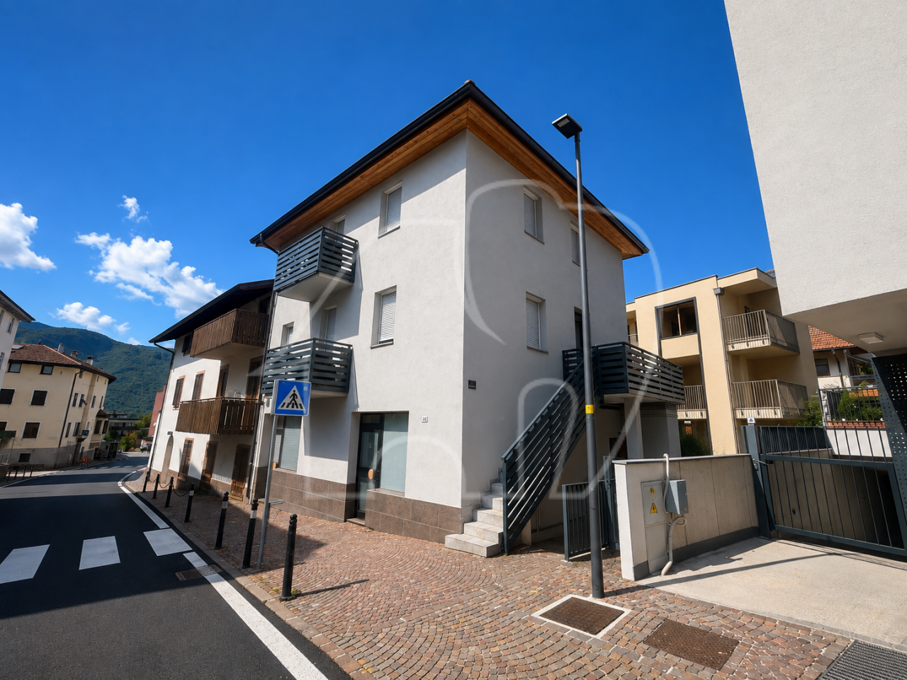 Trilocale con cantina