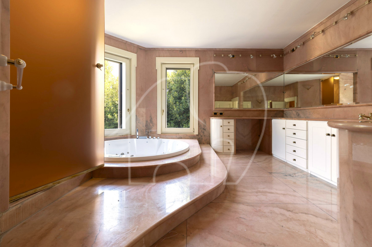 Prestigiosa residenza nel cuore della Franciacorta