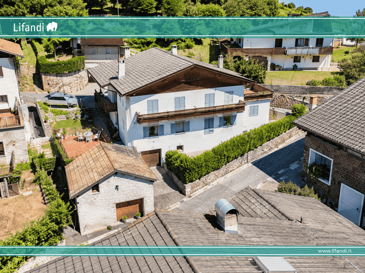 Sogno di sole a Ciardes: Immobile da ristrutturare con vista panoramica