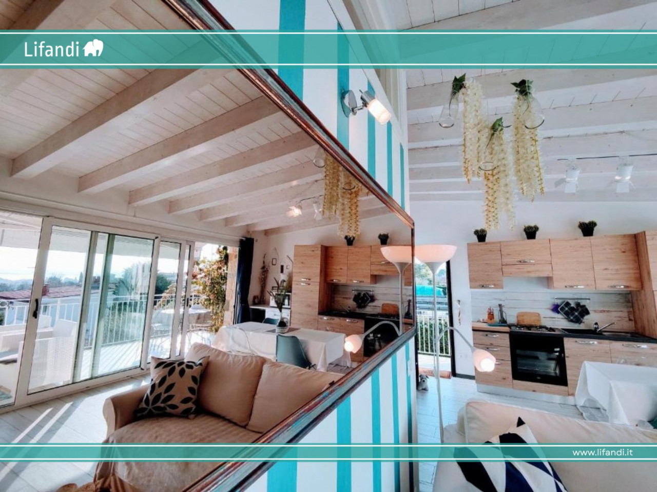 Elegante Wohnung mit Seeblick und Pool