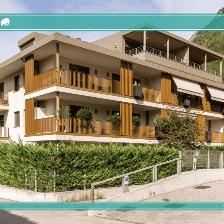 Sonnige 3-Zimmerwohnung mit großer Terrasse und Bergblick in Laag