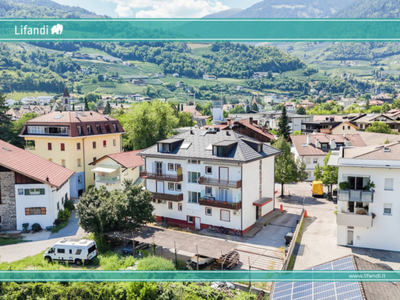 Sonniges Zuhause in Lana: 78 m² mit zwei Balkonen & freiem Etschtal-Blick