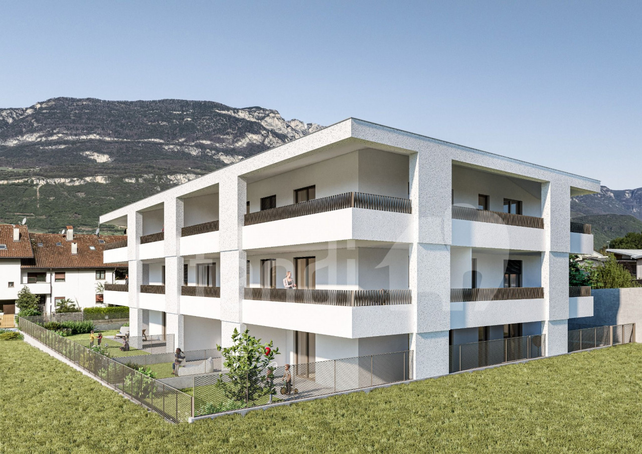 001__j1 KONVENTIONIERTE 4-Zimmerwohnung mit Garten