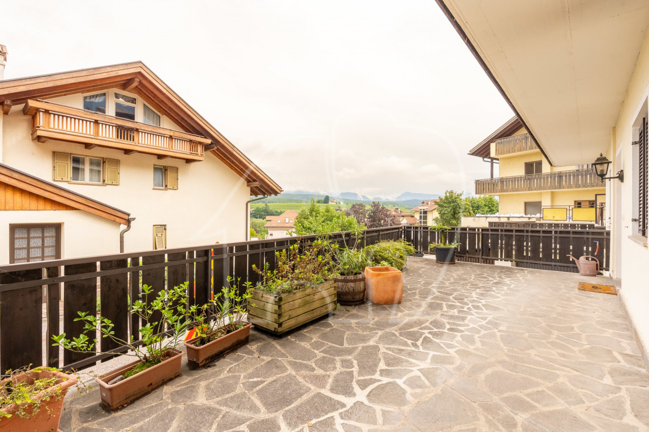 002__a14 Wohnen, private Außenflächen und separate Einheit in Eppan/Untere Gand