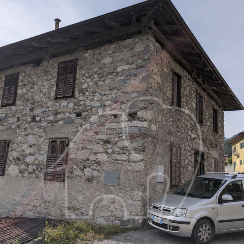 Caldes, Val di Sole: Casa-rustico