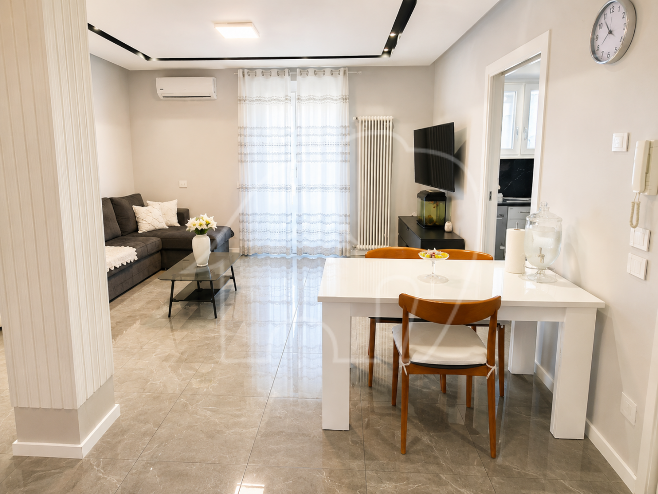 002__z3 Quadrilocale con balcone