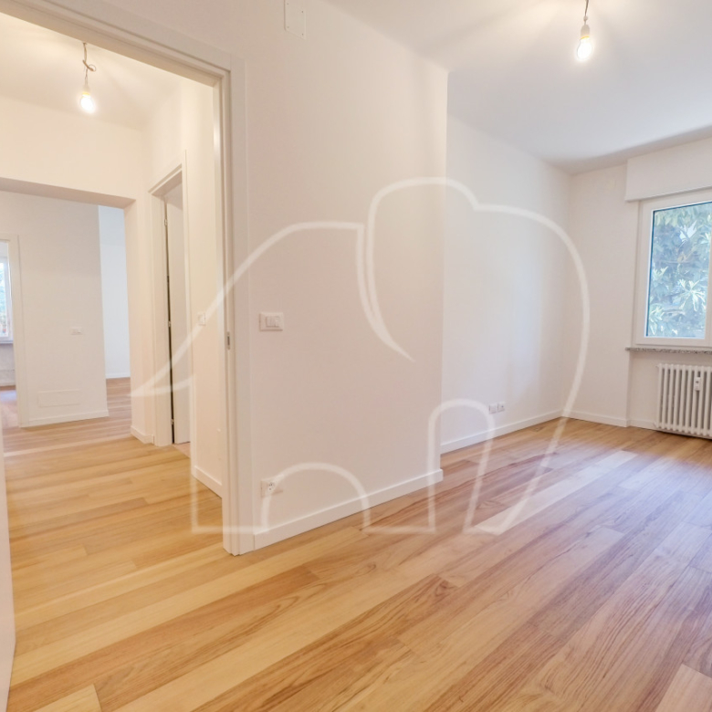 Trilocale ristrutturato con cantina e balcone