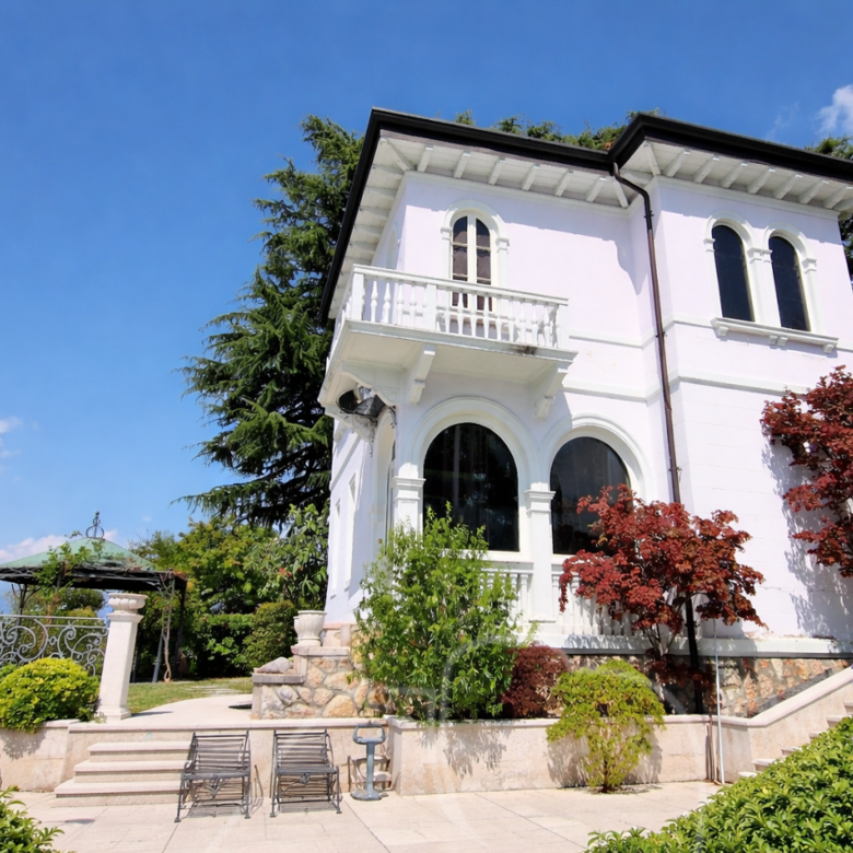Villa degli Archi