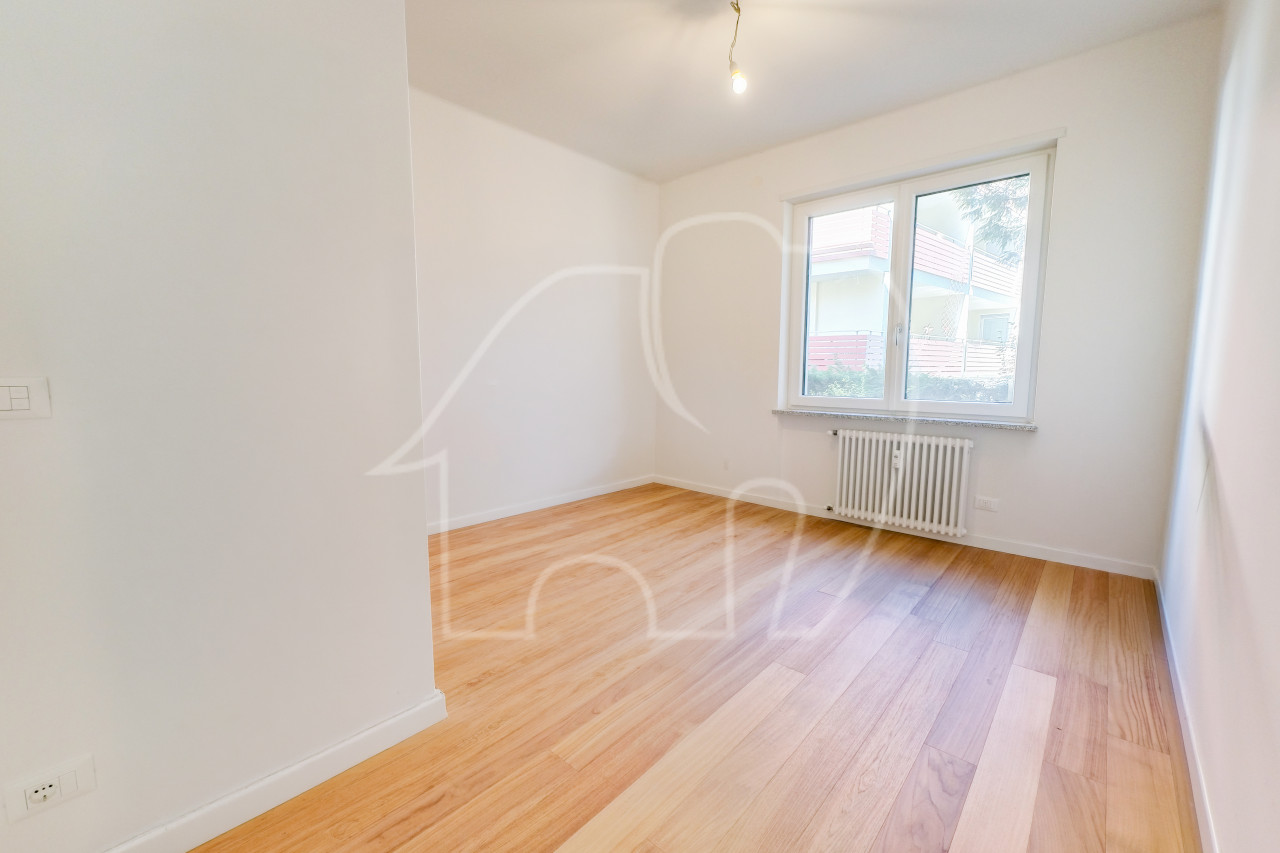 004__v11 Trilocale ristrutturato con cantina e balcone