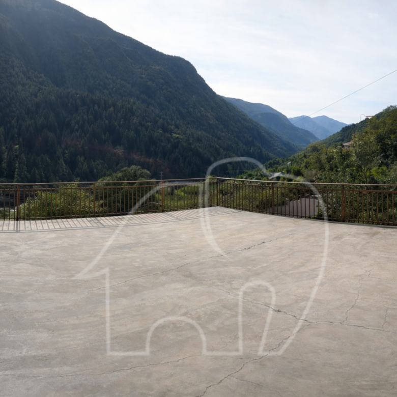 Caldes, Val di Sole: Casa-rustico