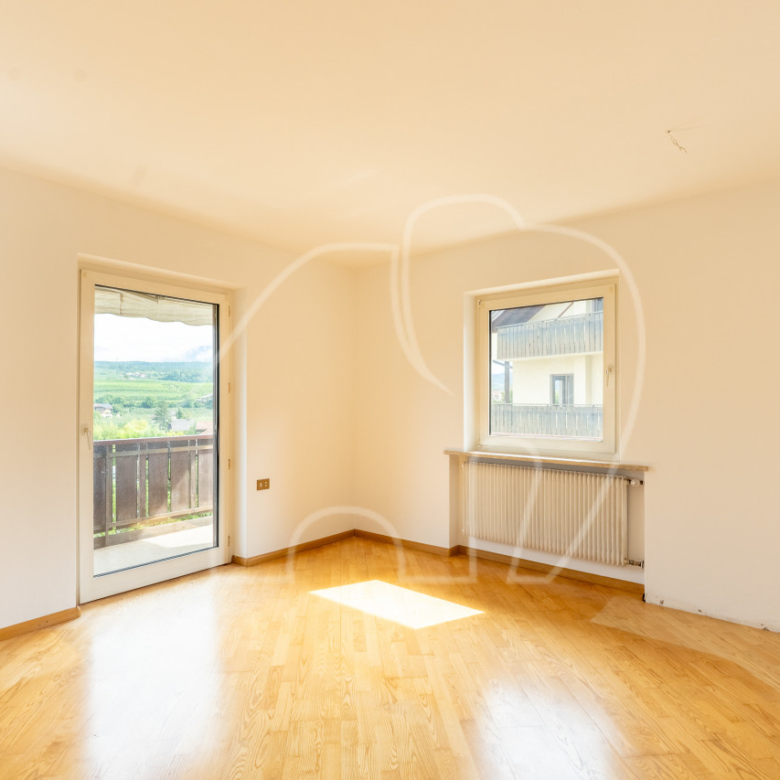 Wohnen, private Außenflächen und separate Einheit in Eppan/Untere Gand
