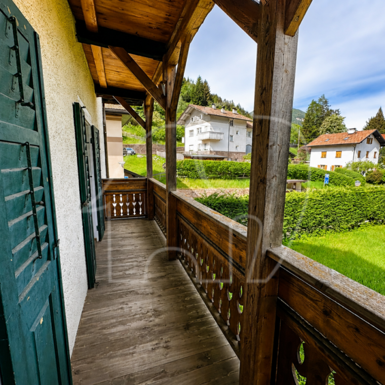 Casa con gardino