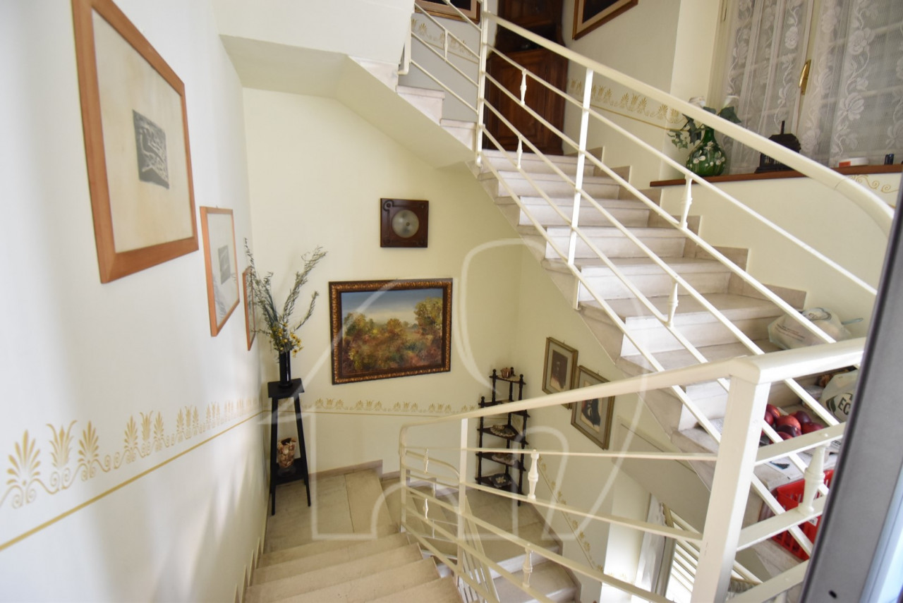 008__j2 Padenghe sul Garda: Casa singola con terreno privato