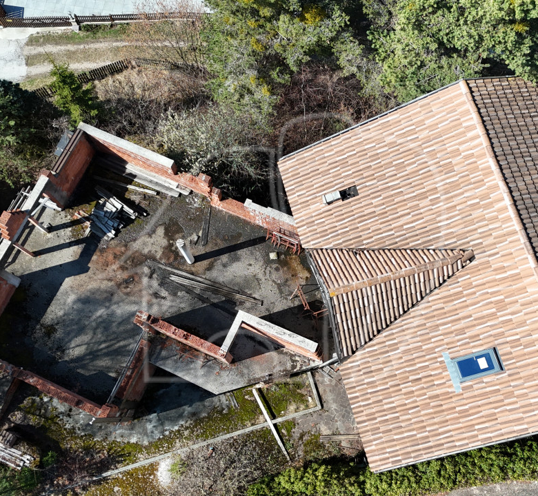 Renovierungsbedürftiges Haus mit enormen Potenzial
