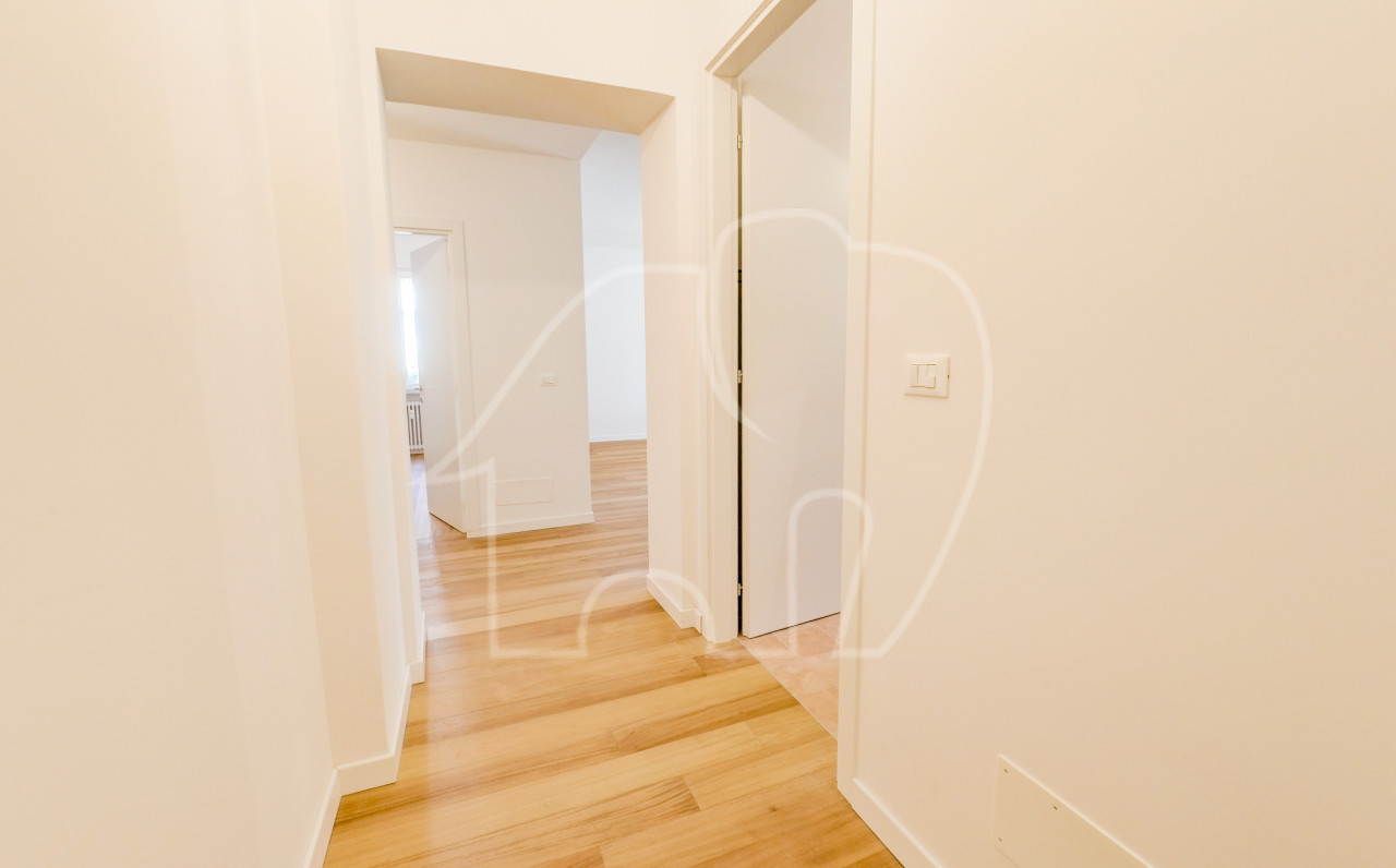 009__v2 Trilocale ristrutturato con cantina e balcone
