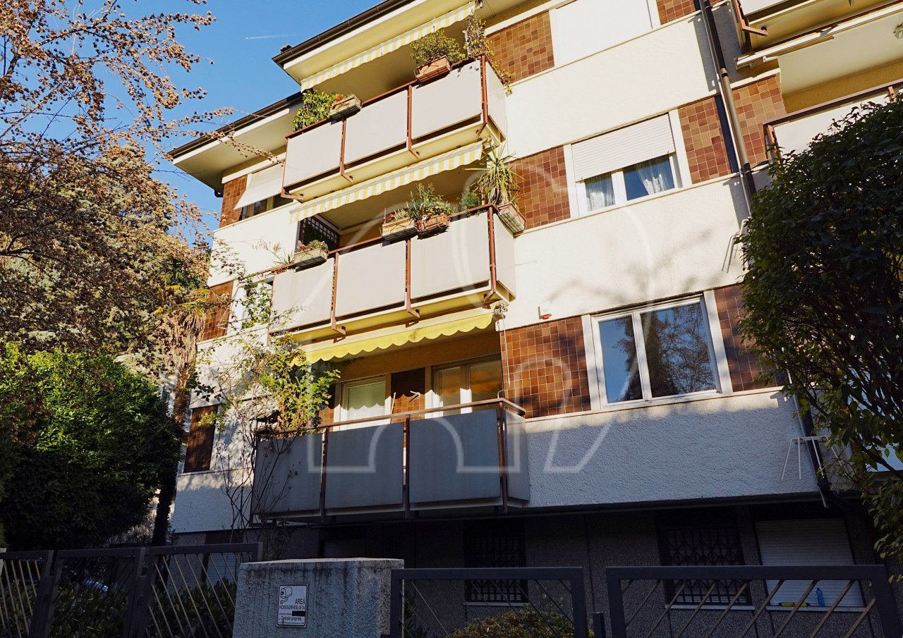 010__c12 Abitare a Gries — Complesso residenziale «Al Tennis»