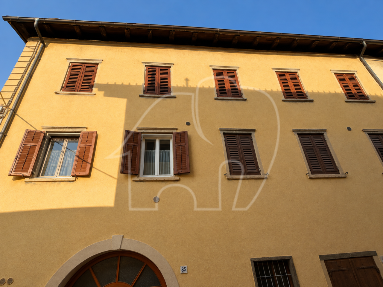 Porzione di casa con terreno