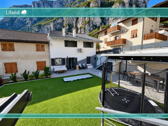 Casa indipendente con giardino privato a Roverè della Luna!